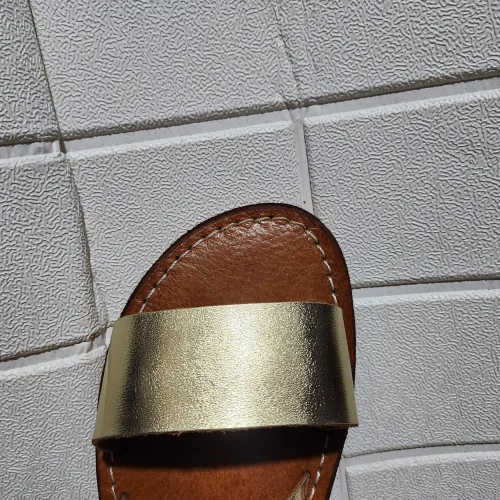 Women’s Gold Crisscross Moroccan Leather Sandals